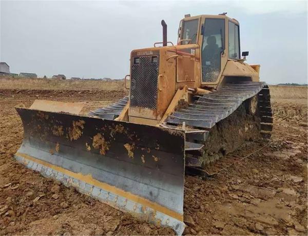 Used Caterpillar D6n Bulldozer in Excellent Working Condition with Amazing Price