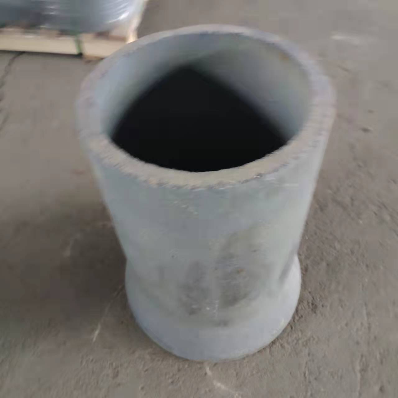 SiC Content % Min 85 SiC Reduction Crucible for Sponge Iron Production in Tunnel Kiln
