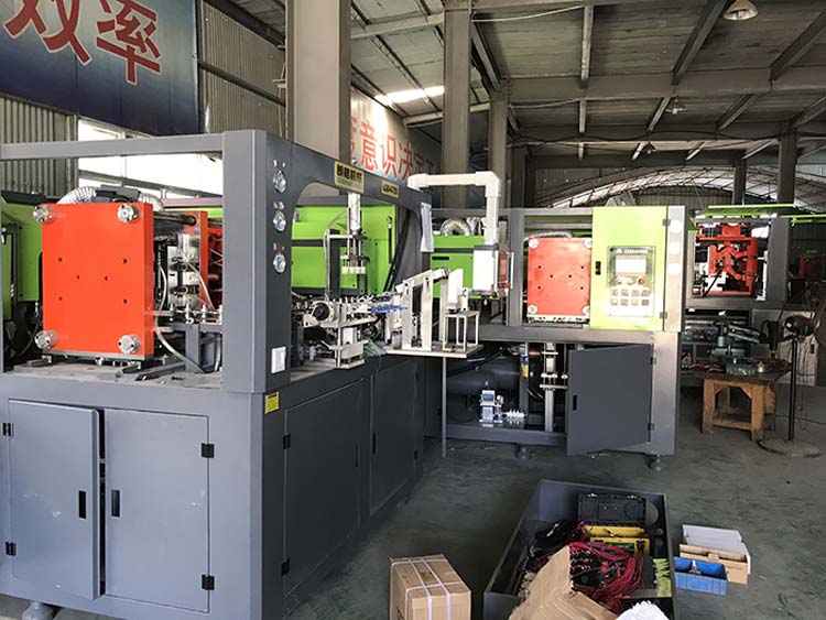 Fully Automatic 6-Cavity 4000ml PET Plastic Bottle Blowing Machine for Bottle Making