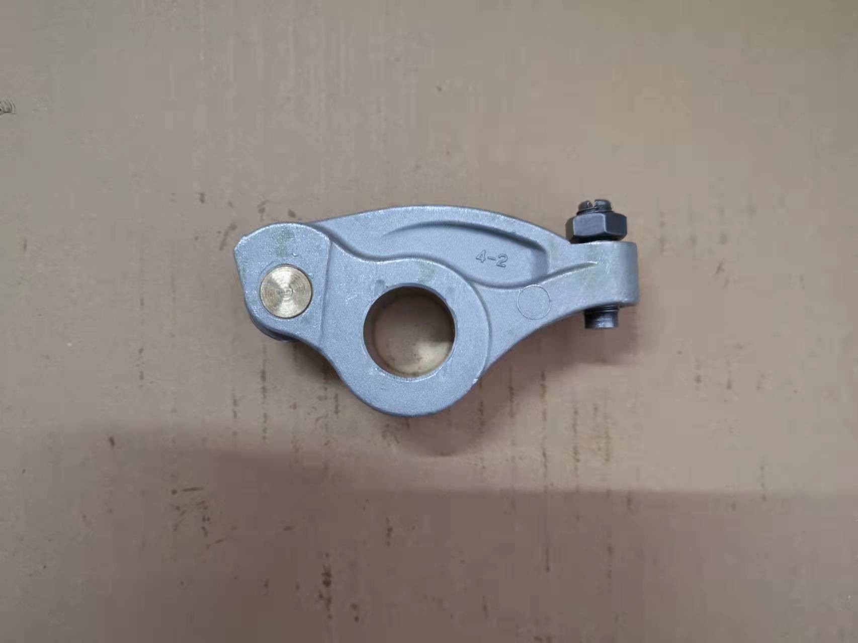 Rocker Arm 8970746141 Air Inlet Valve 4HF1 4HG1 6HE1 6HH1 Engine Parts
