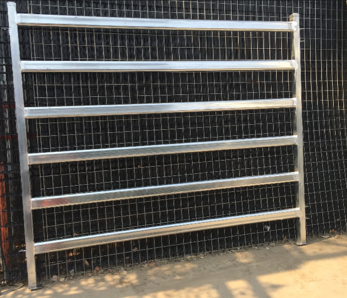 Heavy duty galvanized cattle yard horse fence panel for farm livestock