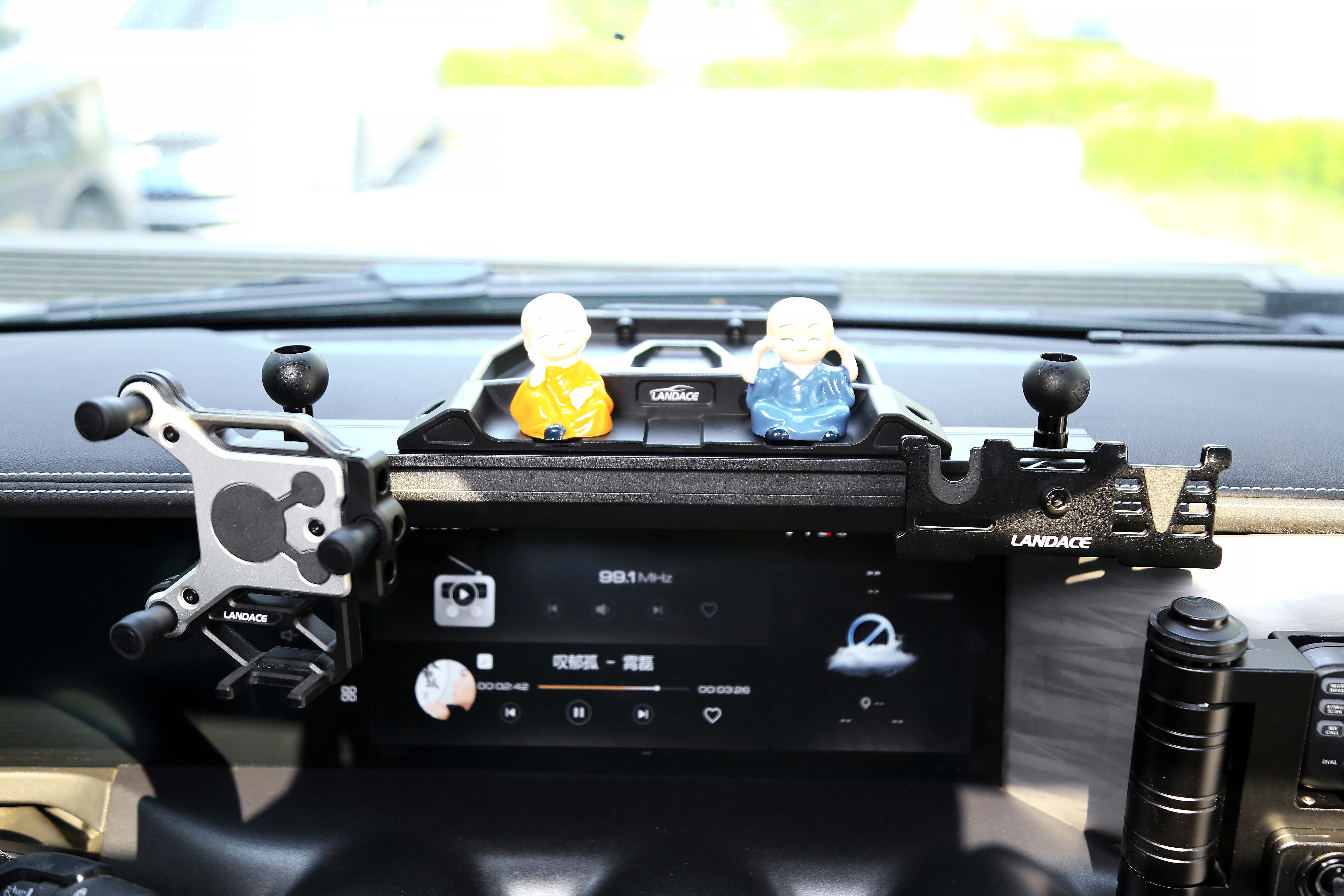 Tank 300 Accessories Aluminum Alloy Center Console Bracket Mobile Phone Holder for GWM