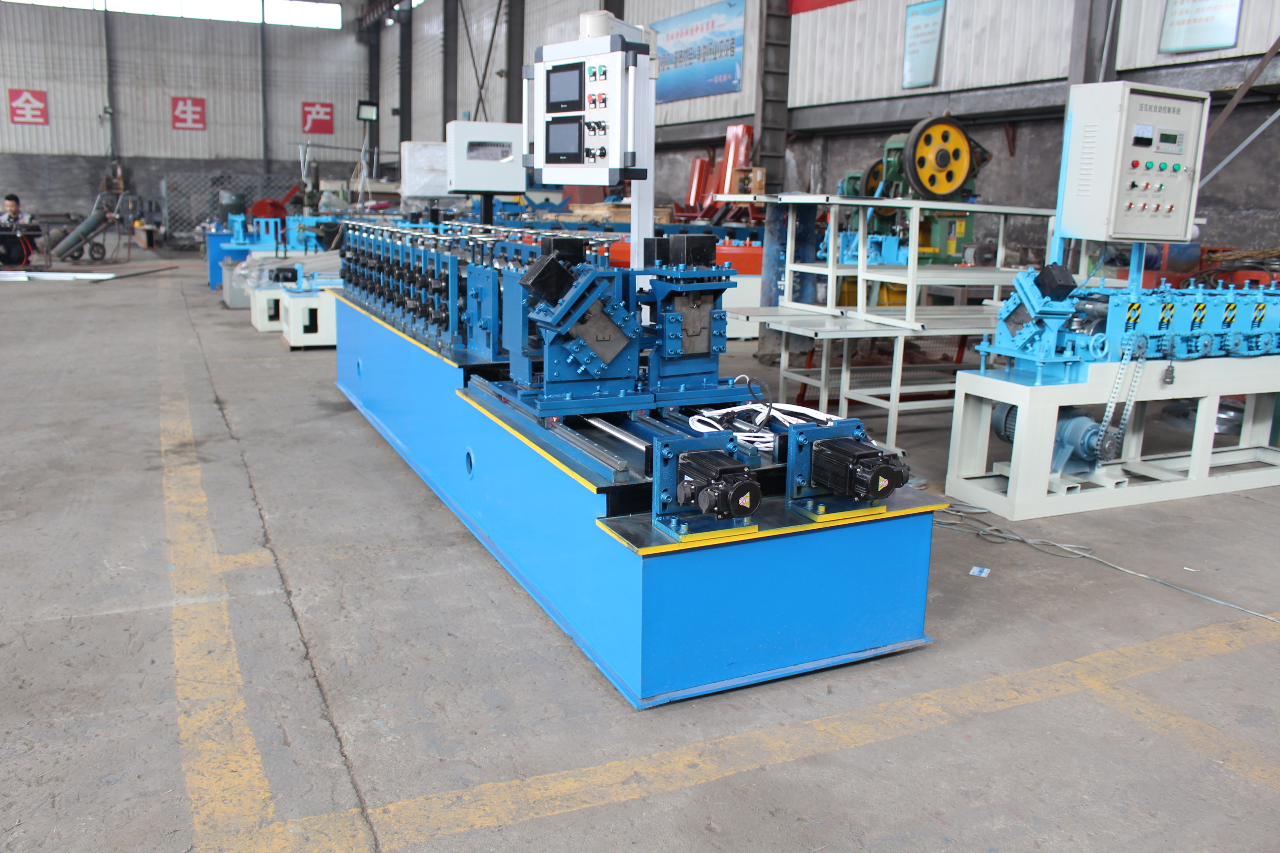 Light Steel 0.4-0.6mm Thickness Stud And Track Roll Forming Machine