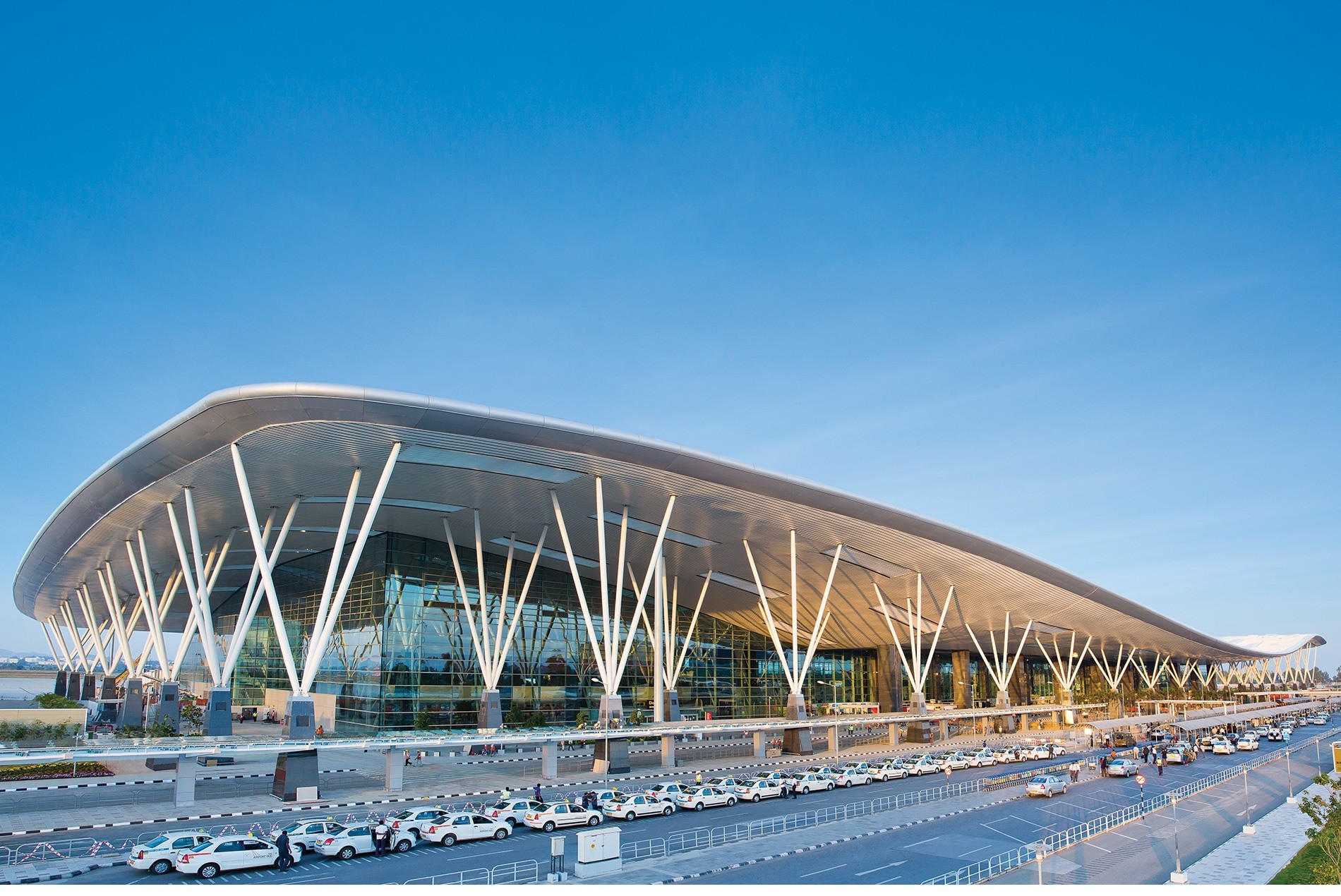 Insulated Steel Structure Hangar Snow Resistant Private Aircraft Hangar Steel Buildings