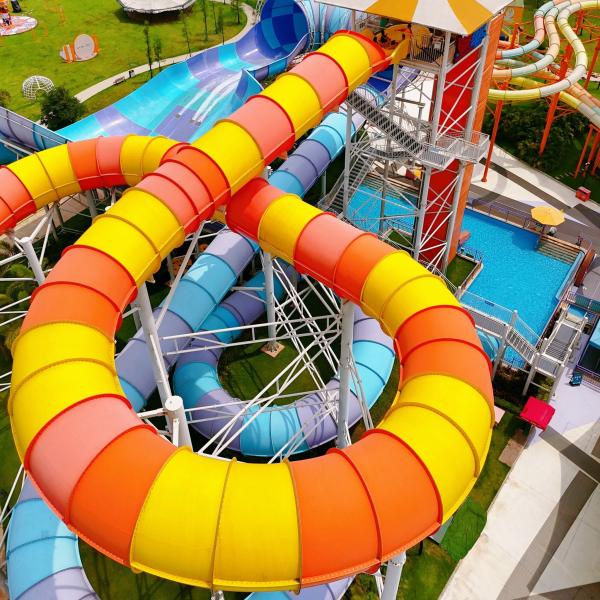 Industrial Fiberglass Water Slides Theme Park Equipment , Customized Flatform