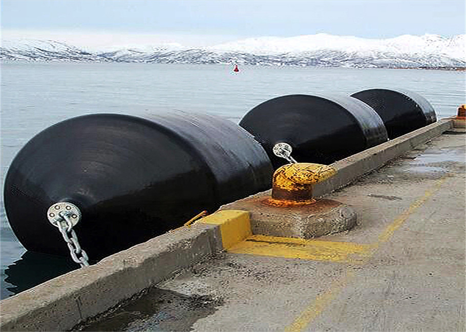 High Density Foam Inside Dock Suspension Foam Filled Fender Light Weight 2.5*4.1m