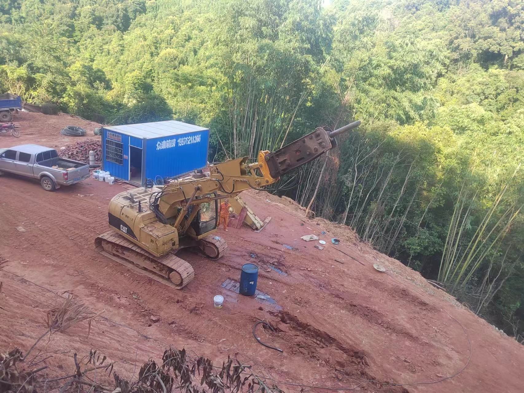Short Excavator CAT313 Tunnel Arm Multipurpose Q355B Material