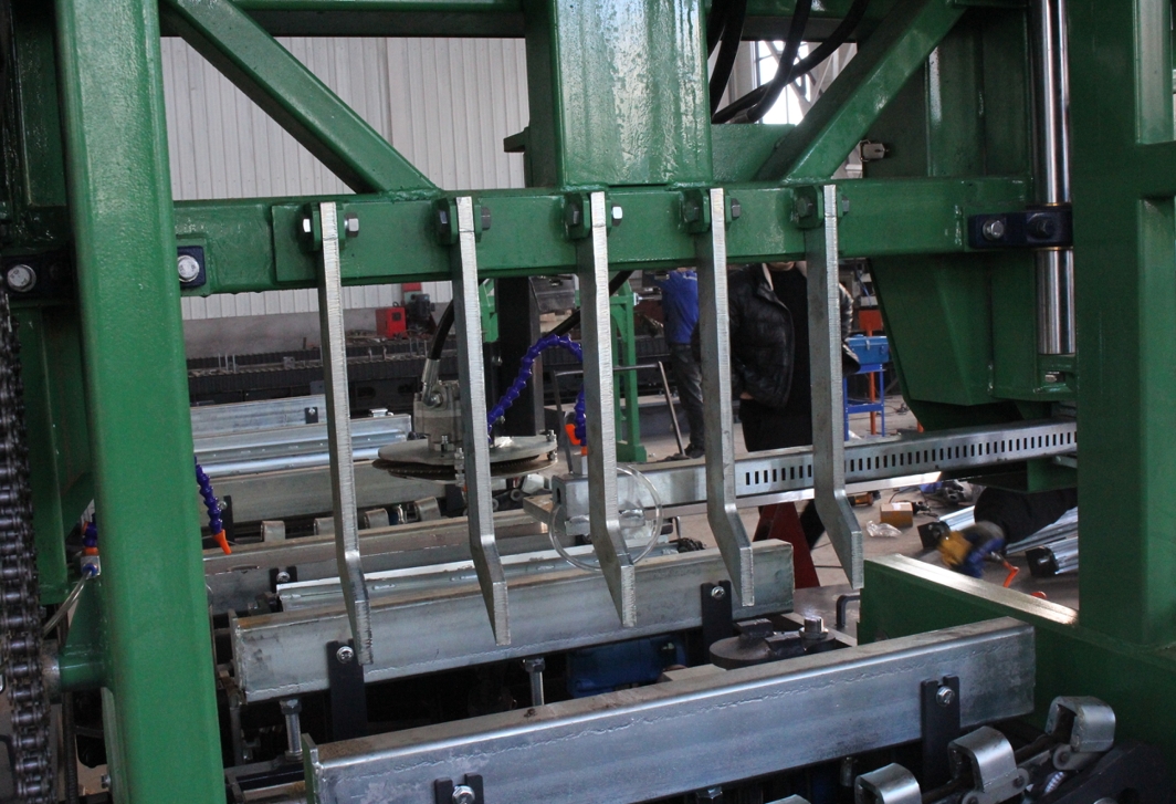Log Band Saw Type 27HP 31 Inch Portable Woodcutting Bandsaw Mill with Horizontal Design