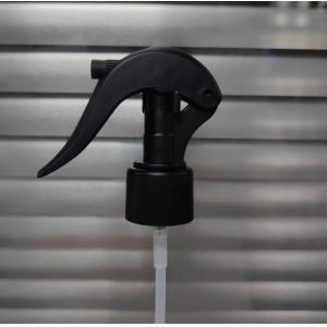 Customized Design Plastic Mini Trigger Sprayer with Twist Lock