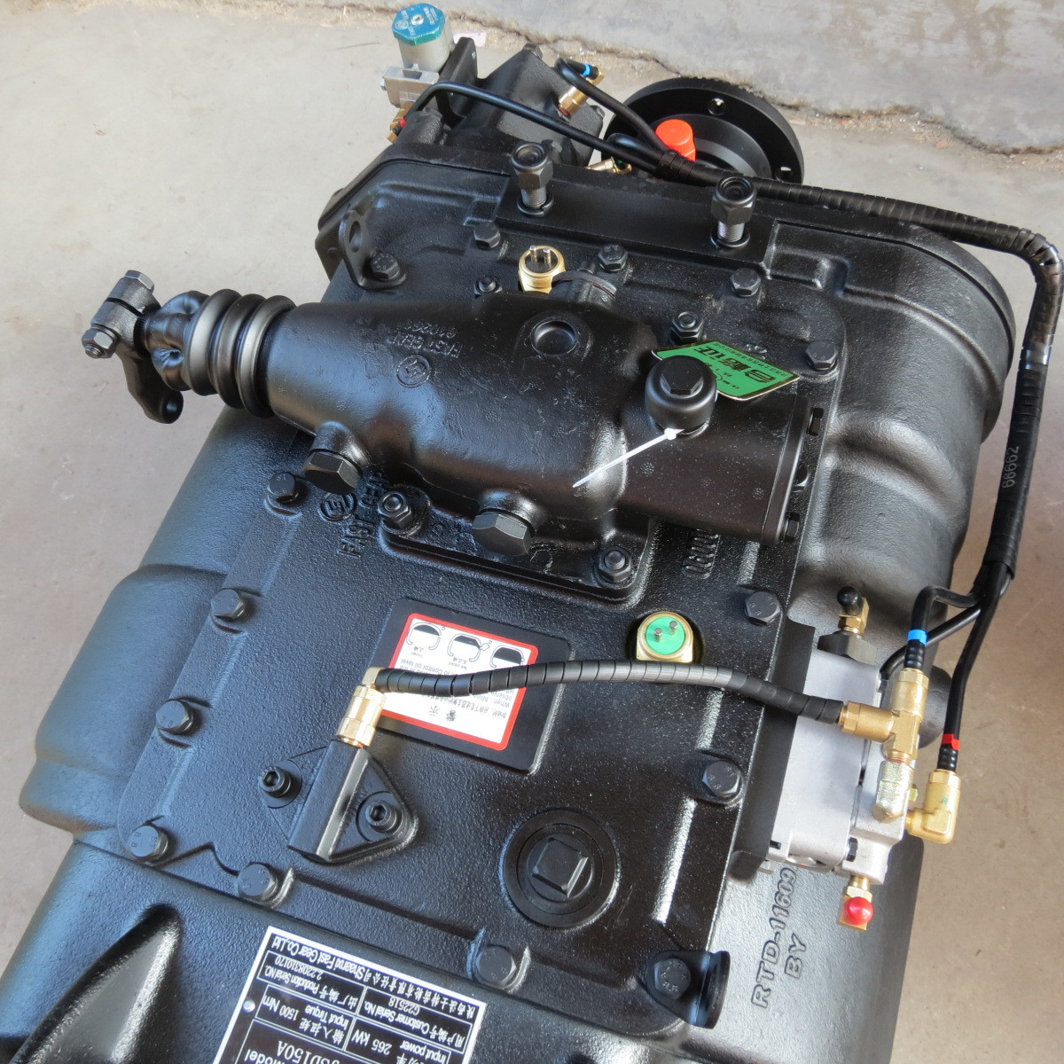 90percent new used automatic Transmission Assembly 8JS125T for sale