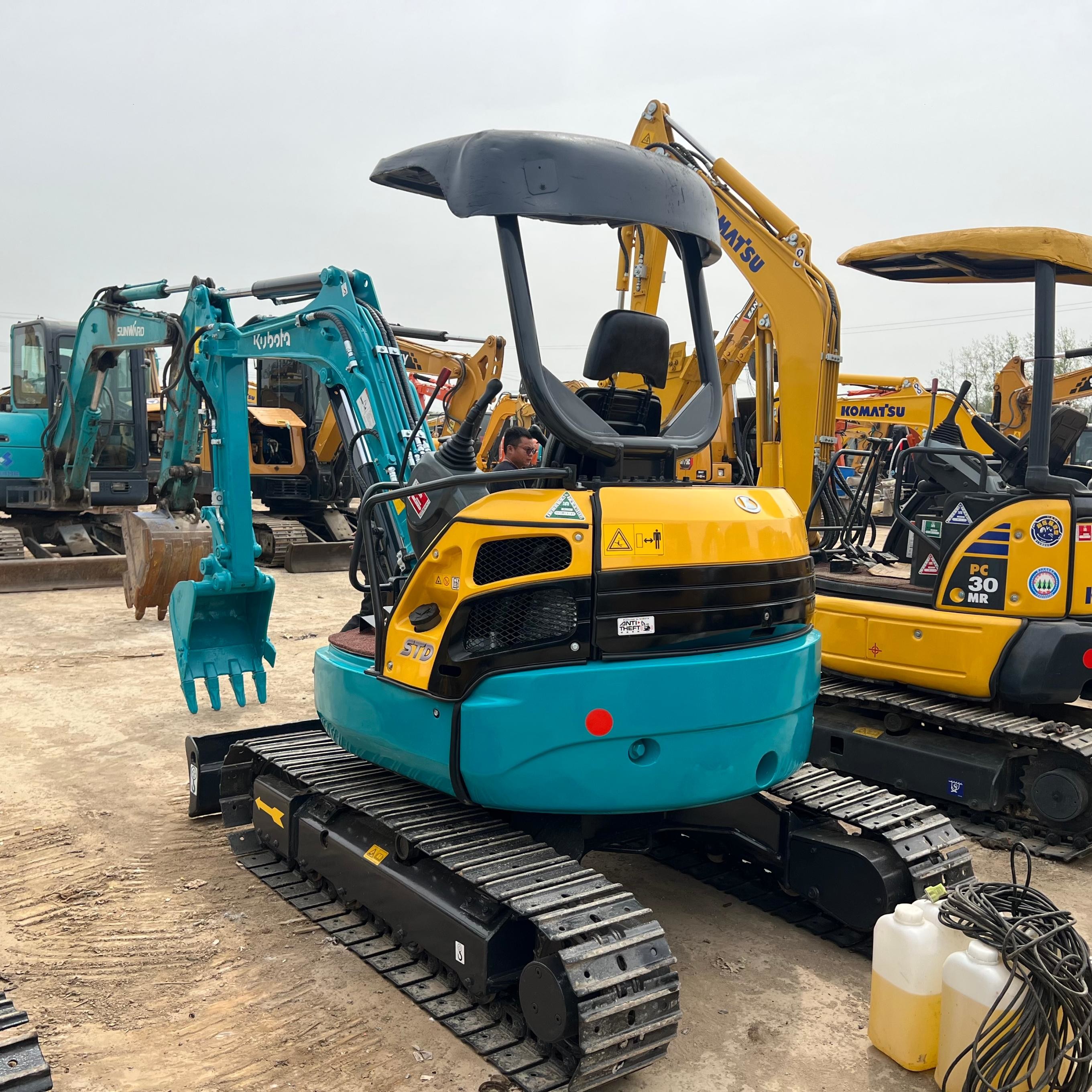 Japan Brand 3 Ton Used Kubota Crawler Mini Excavator Kubota U30 Small Machine