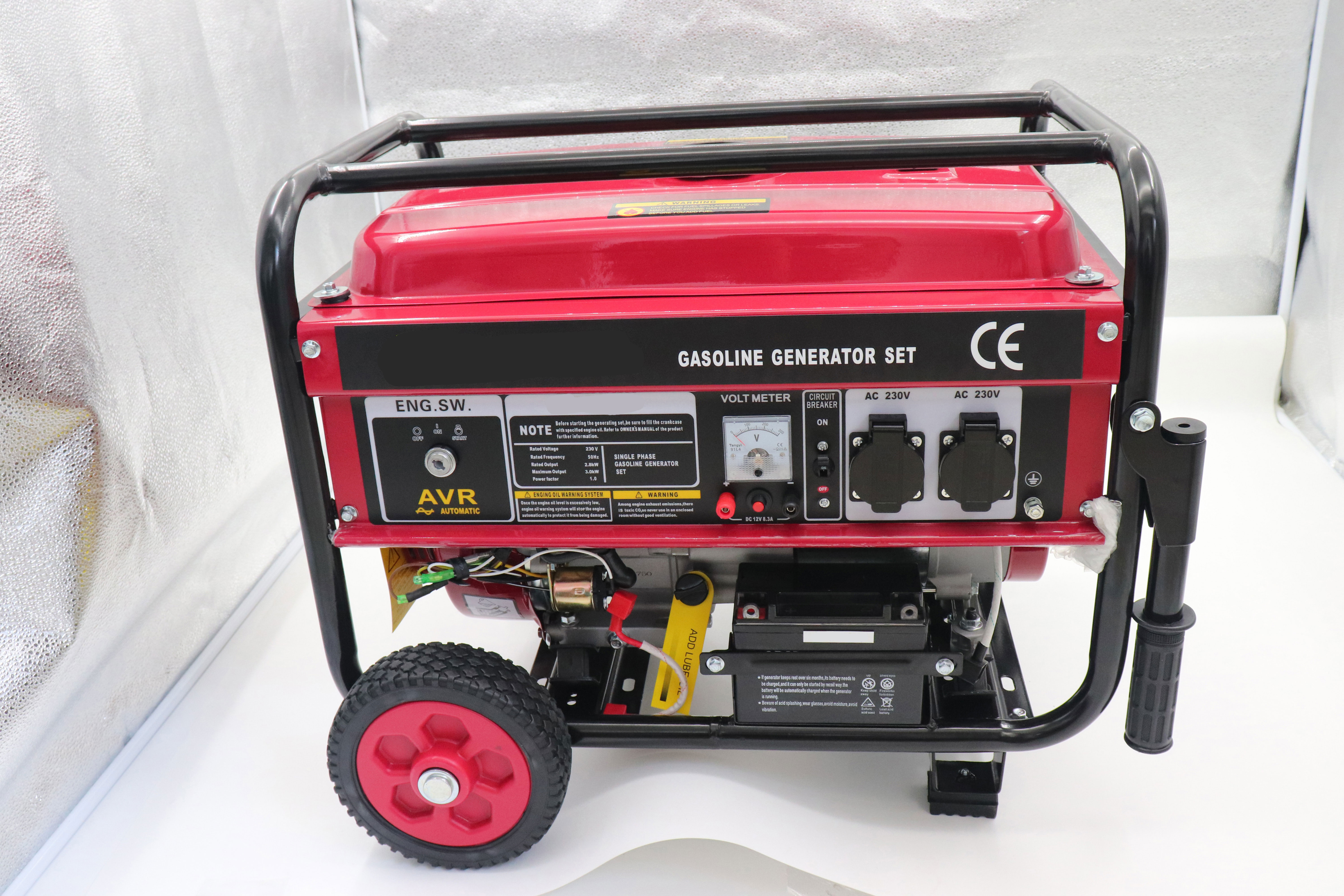 Upgrade Your Mid East Business with Our 2.8 KW Gasoline Generator at 50/60HZ Frequency