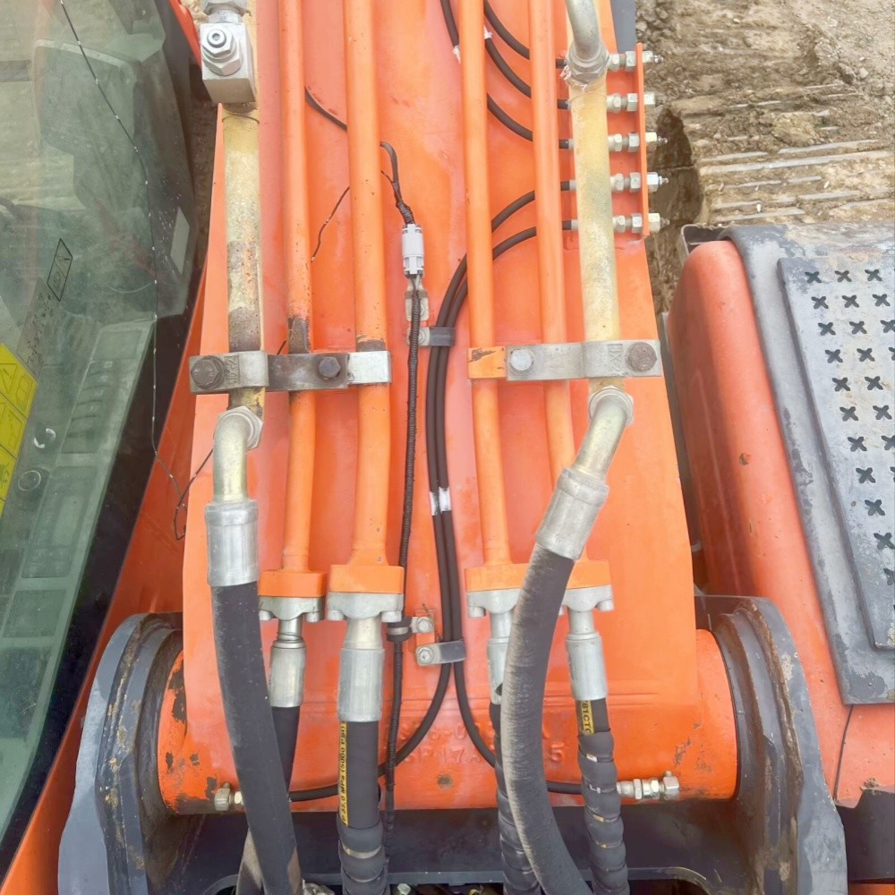 Doosan Used Excavators Machine Used Digger Equipment DX225LC-9C