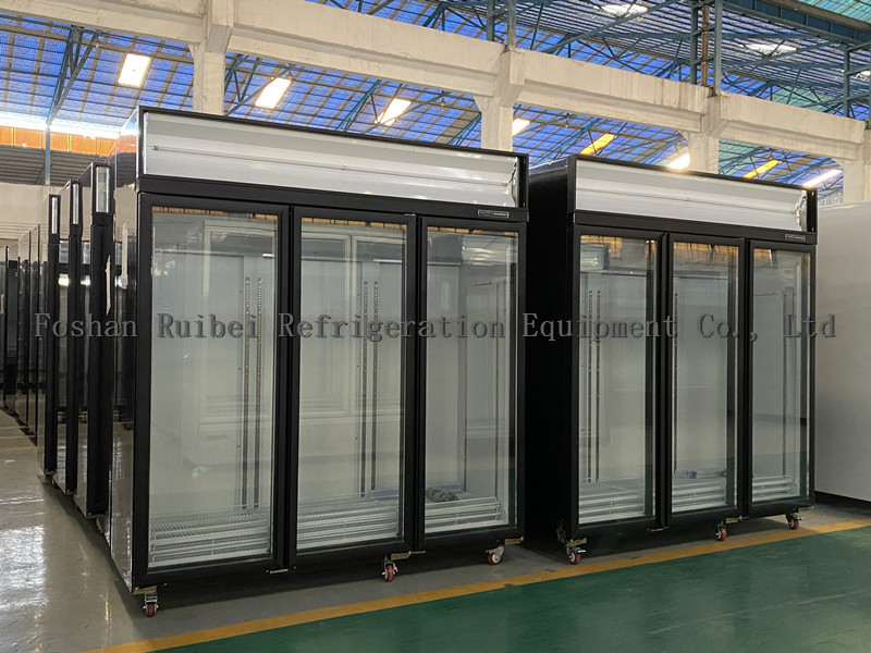 Commercial supermarket cooler cold drinks display fridge glass door vertical refrigerator freezer