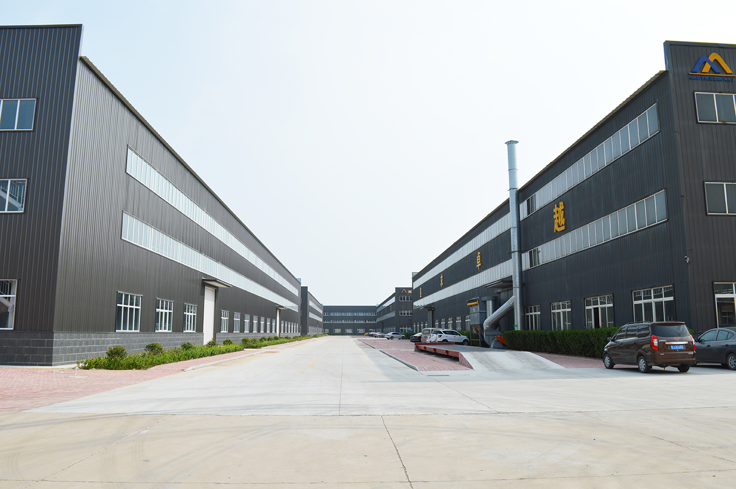 OEM/ODM Brass Sheet Metal Parts for Custom Welding Fabrication Bending Machining Stamping
