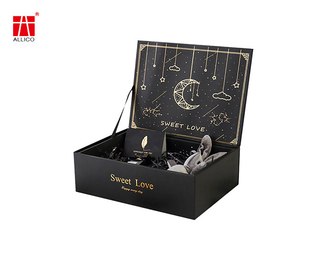 Rigid Magnetic 8x10 Presentation Boxes , Gold Foil Stamping Black Flat Pack Boxes