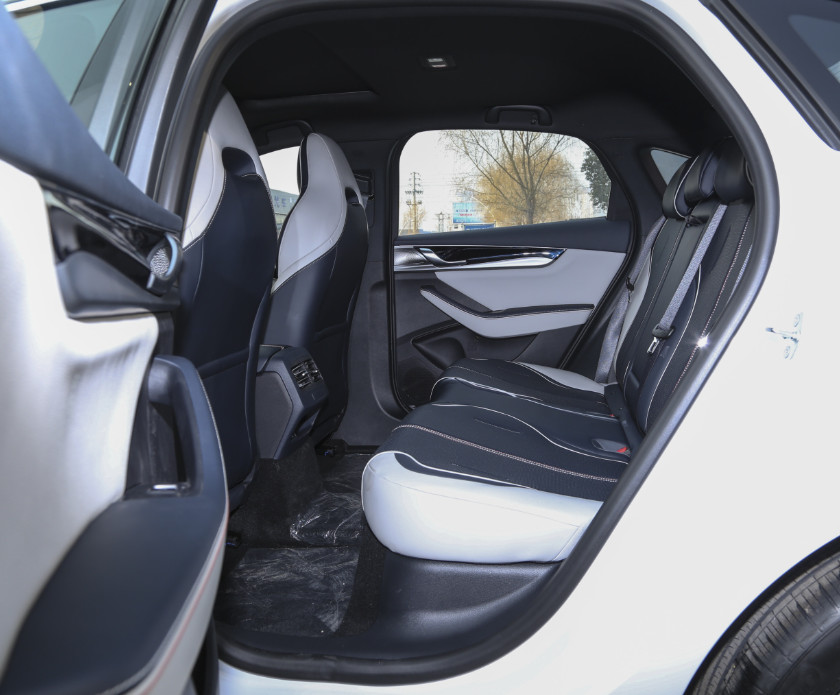 BYD Qin Plus 2023 Champion Version DM-i 120km Leading Model Plug-in Hybrid Car