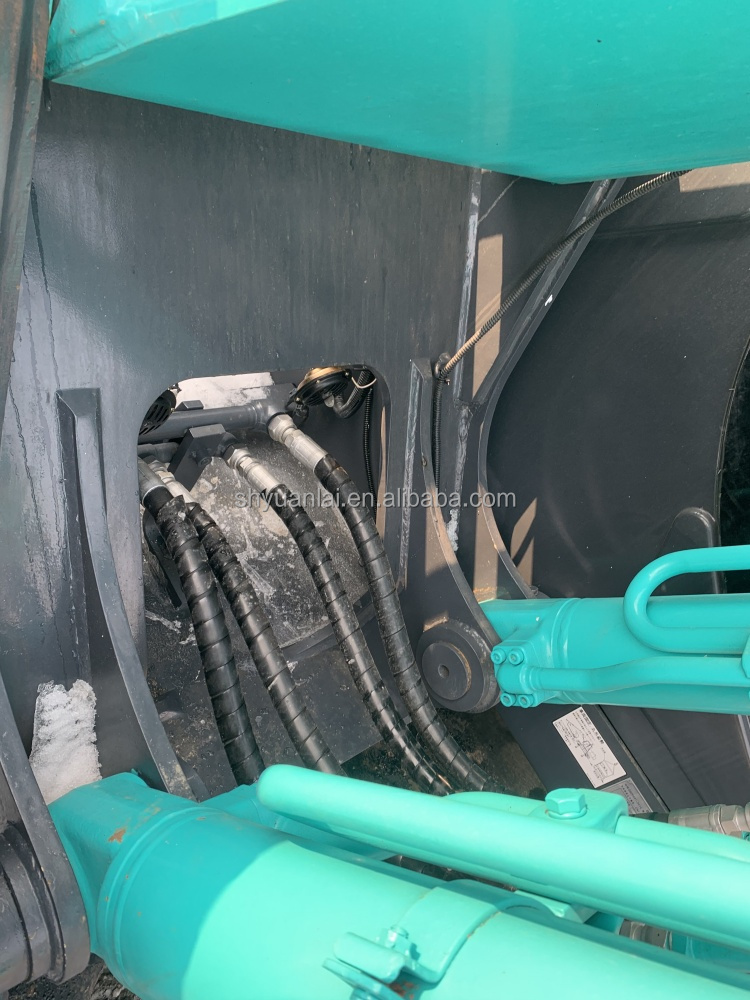 High Precision Hitachi Excavator ZX200 Original Hydraulic Cylinder and Isuzu Engine