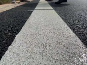  Bituminous Acrylic Line Road Marking Paint Thermal Stability Highly Durable Manufactures