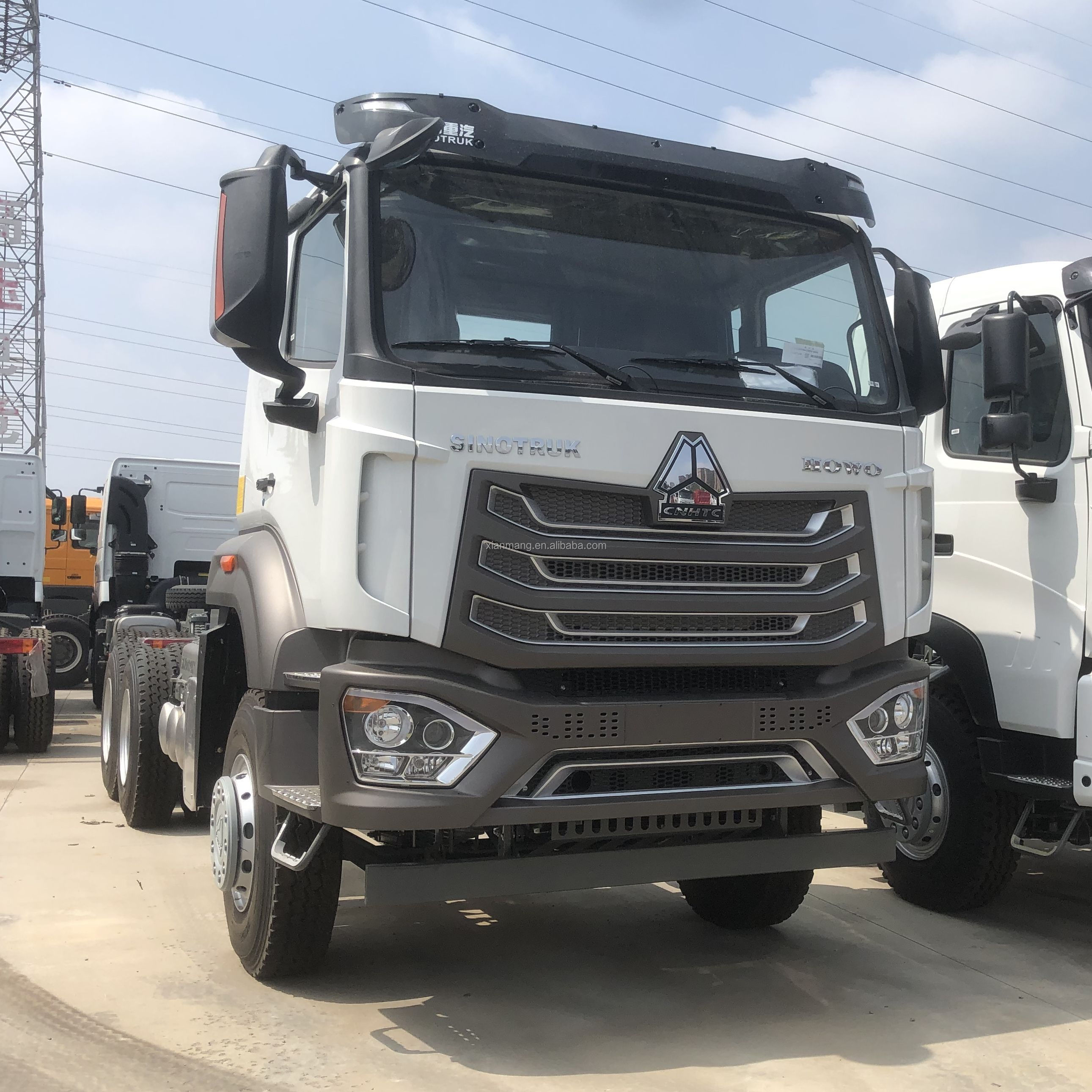 Sinotruck Hohan E7G 6x4 10 Wheels Prime Mover Trailer Truck Head With Manual Transmission And Air Conditioner
