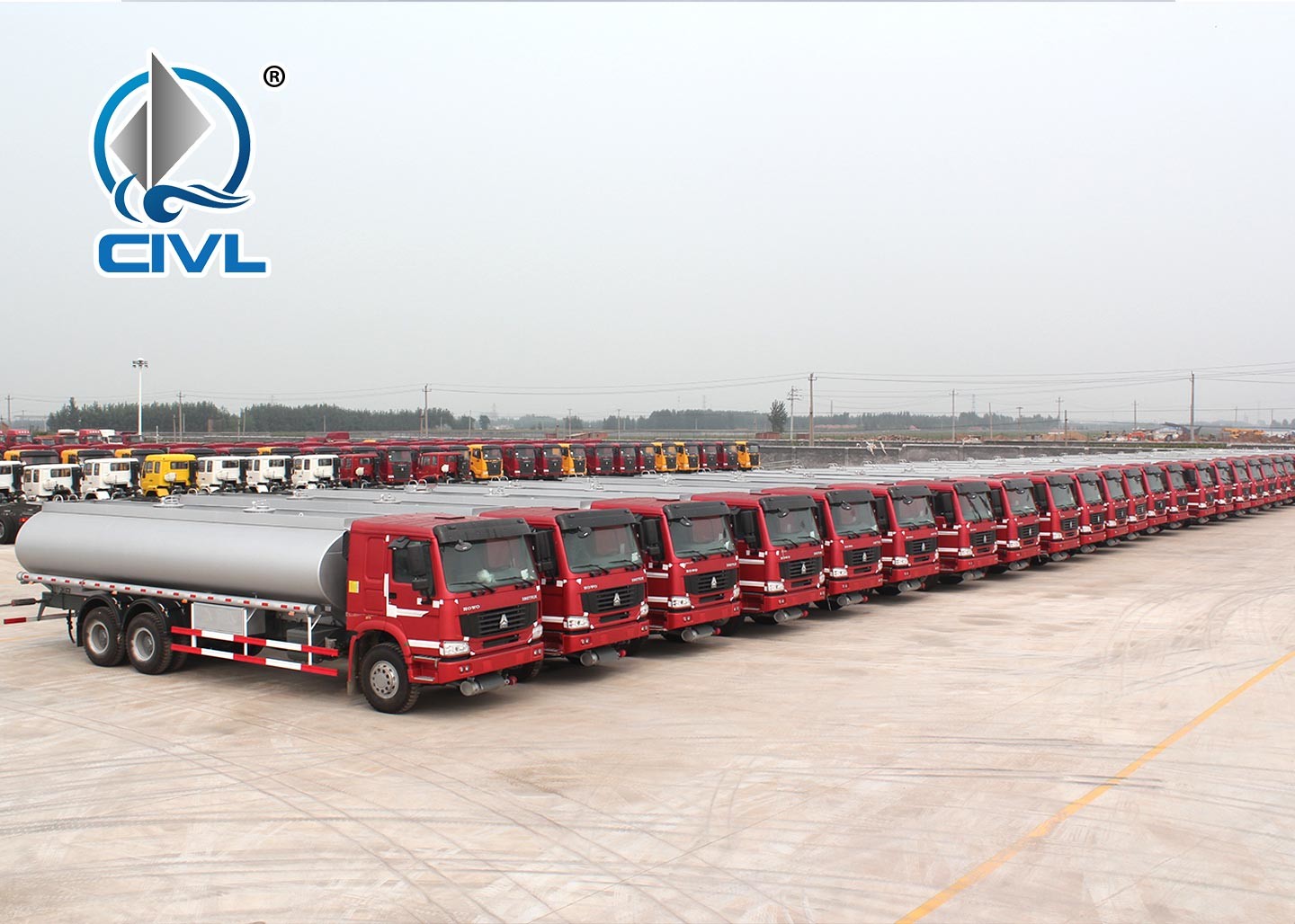 Radial Tyre Fuel Oil Transportation Truck 6X4 LHD Euro 2 336HP Lengthened Cab with 2 apartments