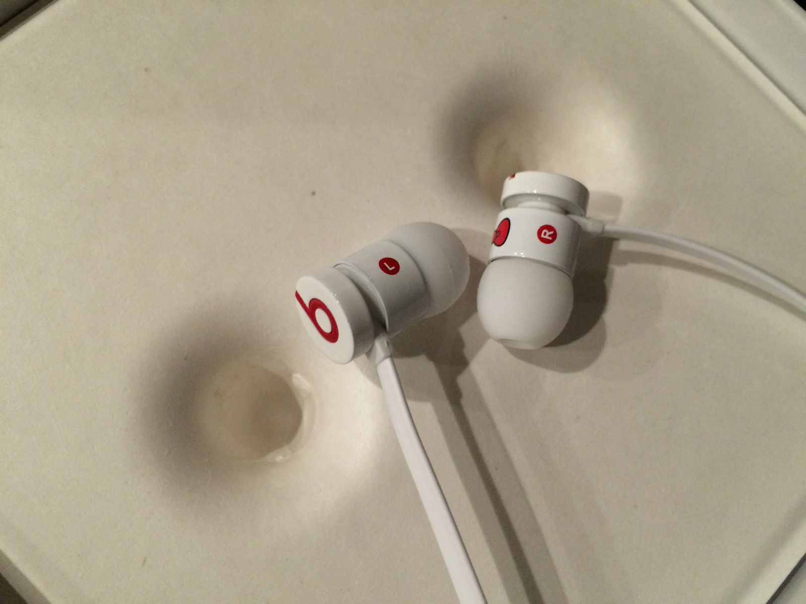 Beats by Dr.Dre urBeats hello kikty Wireless Bluetooth4.0 In-Ear Headphones Earphones