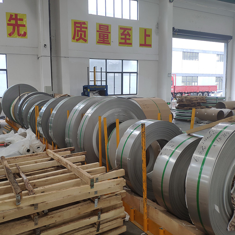 JIS SUS 300 Series Hot Rolled Stainless Steel Coil 304 309 310 316