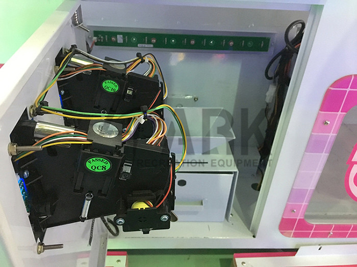 Double Player Speed Electronic Crane Game Machine Malaysia 1 Year Warranty