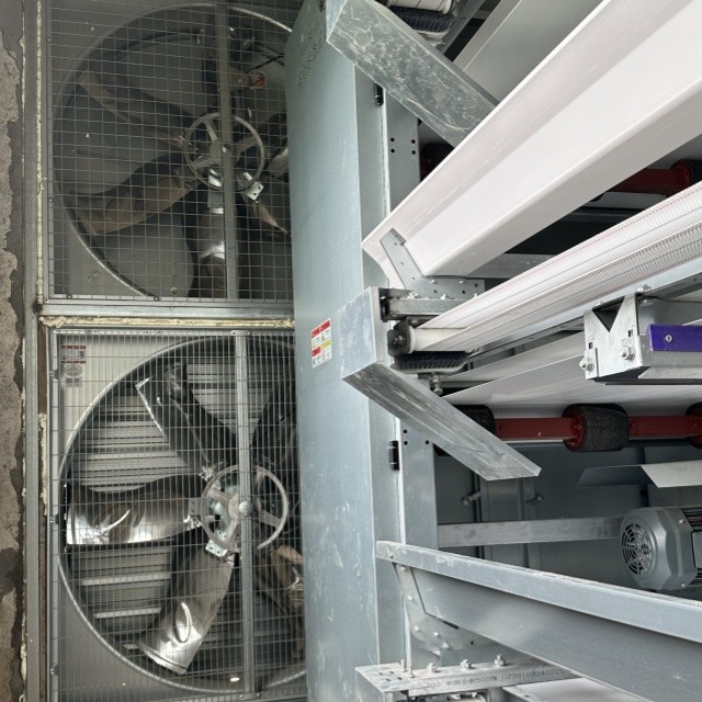 Automated Laying Hens Machines 8 Tier Chicken Layer Battery Cage Chicken Cages Hot Galvanized Egg Layer Poultry Farms