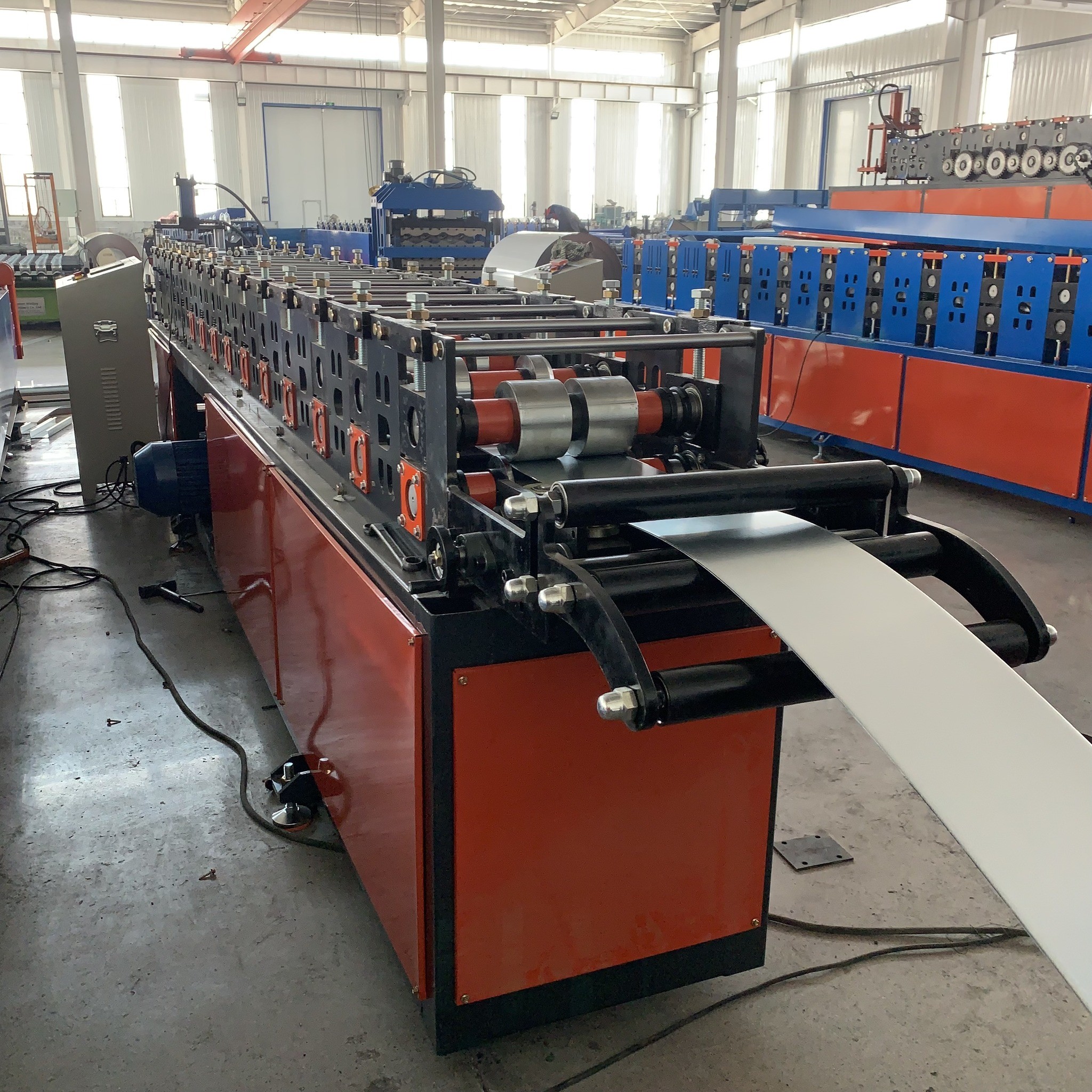 Cold Steel C & U Channel Purlin Roll Forming Machine Hydraulic Cutting