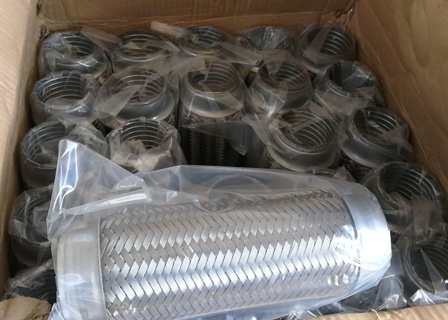 1.750" Id X 4" Long Ss304 Flexible Metal Exhaust Hose