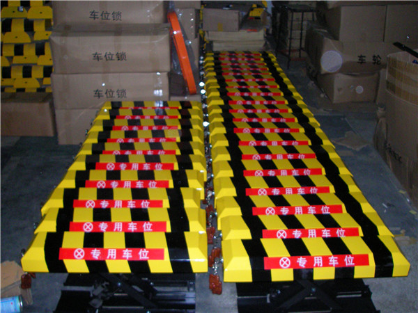Remote Control Car Parking Area Lock Space Protector With Rising Height of 300mm