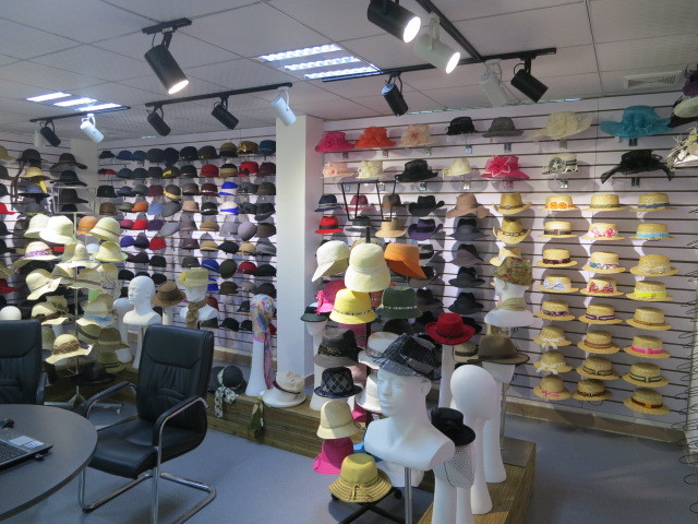QF17012 Sun Accessory customized wholesale baseball caps and hats ,caps in stock MOQ only 3 pcs