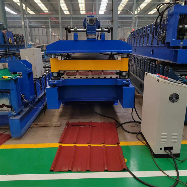 color steel 840 Roof Panel Roll Forming Machine hydraulic shear used steel construction