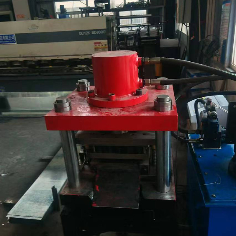 Electric Power Source Cable Tray Roll Forming Machine With Integrated Forming And Rolling Thickness 0.8-1.5mm