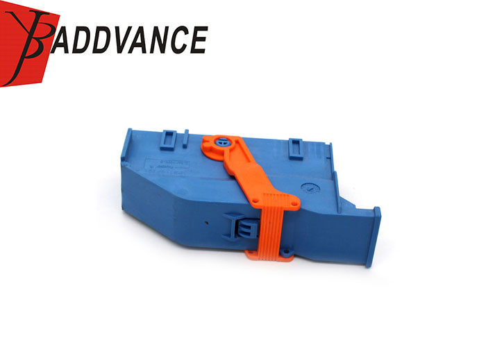 1719057-2 / 1719058-2 Tyco AMP Connectors For VW Audi 0.6mm 32 Pin Female