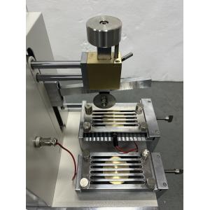 Efficient ISO 20344 EN 388 Gloves Cutting Machine