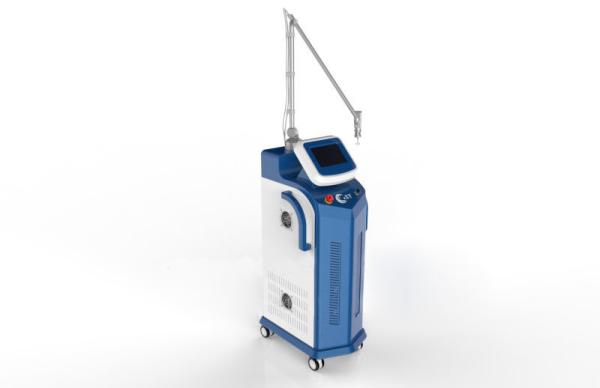 Medical Co2 Fractional Laser Acne Scars Beauty Salon Equipment 10600nm