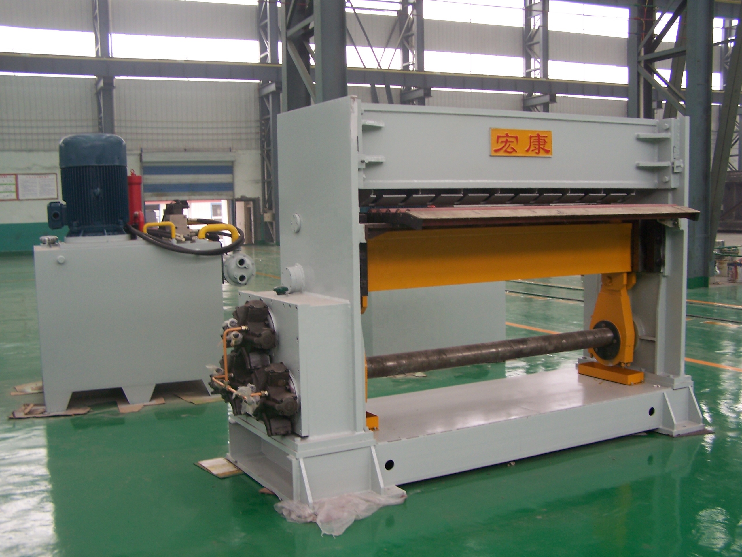Steel Coil Slitting Line with Gearbox Uncoiling Leveling Shearing at Competitive