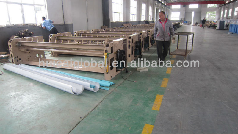 1500 KG Weight Qingdao HUICAI Rubber Vulcanizing Press for Smooth Operation