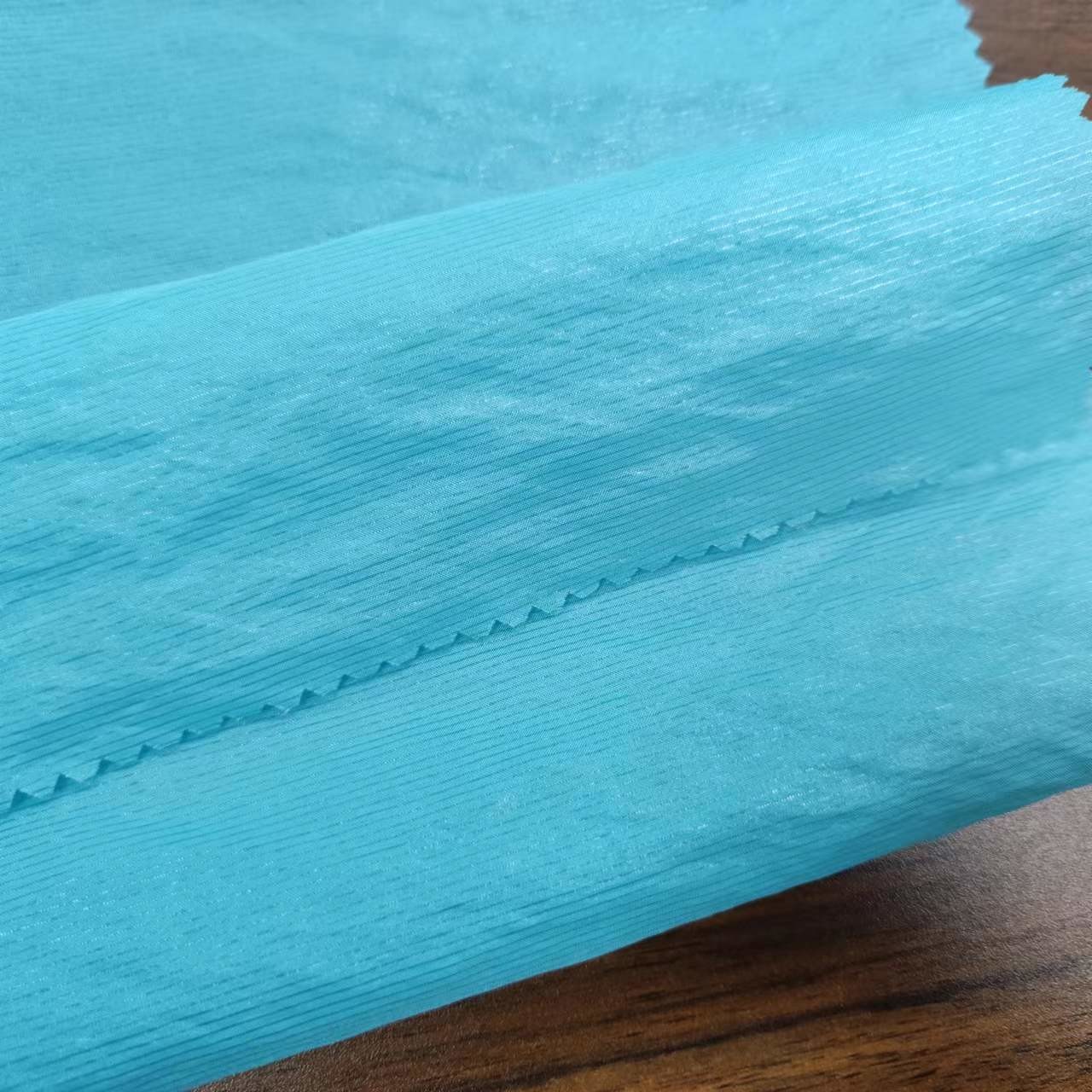 Bright Silver Silk Wrinkle Chiffon Flash Fabric for Stage Skirt Hanfu Shirt Dress
