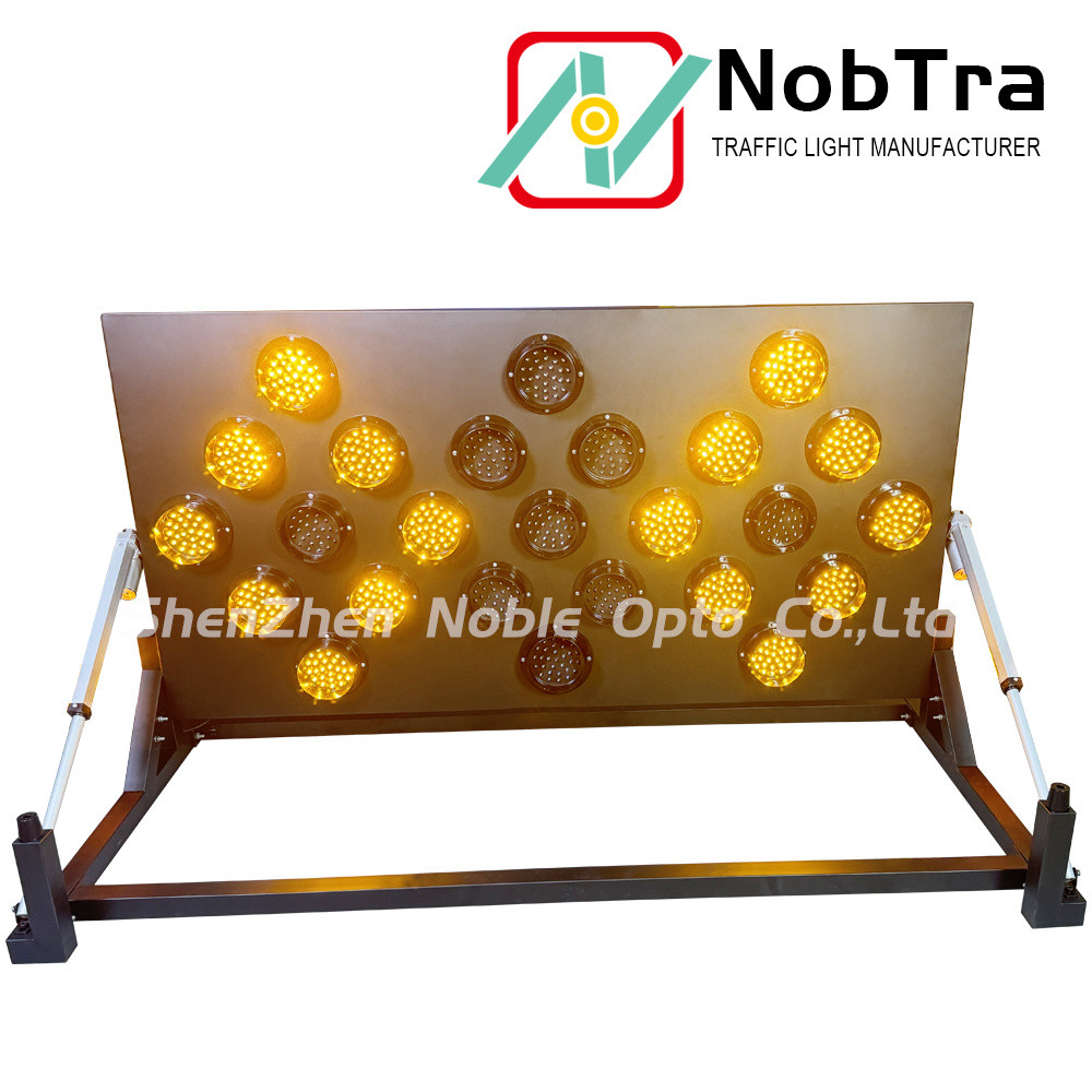 25 Amber Temporary Traffic control IP54 Approved Solar Battery Powered With Remote Control