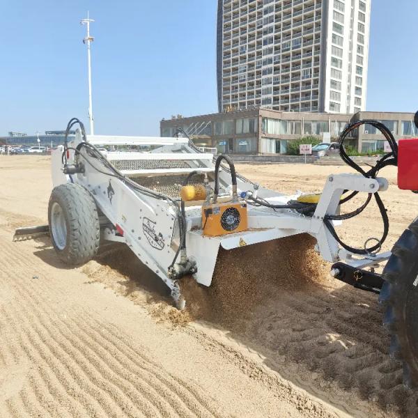 Hydraulically Controlled Vibrating Screen Stone Picking Machine for Wide Cleaning Area