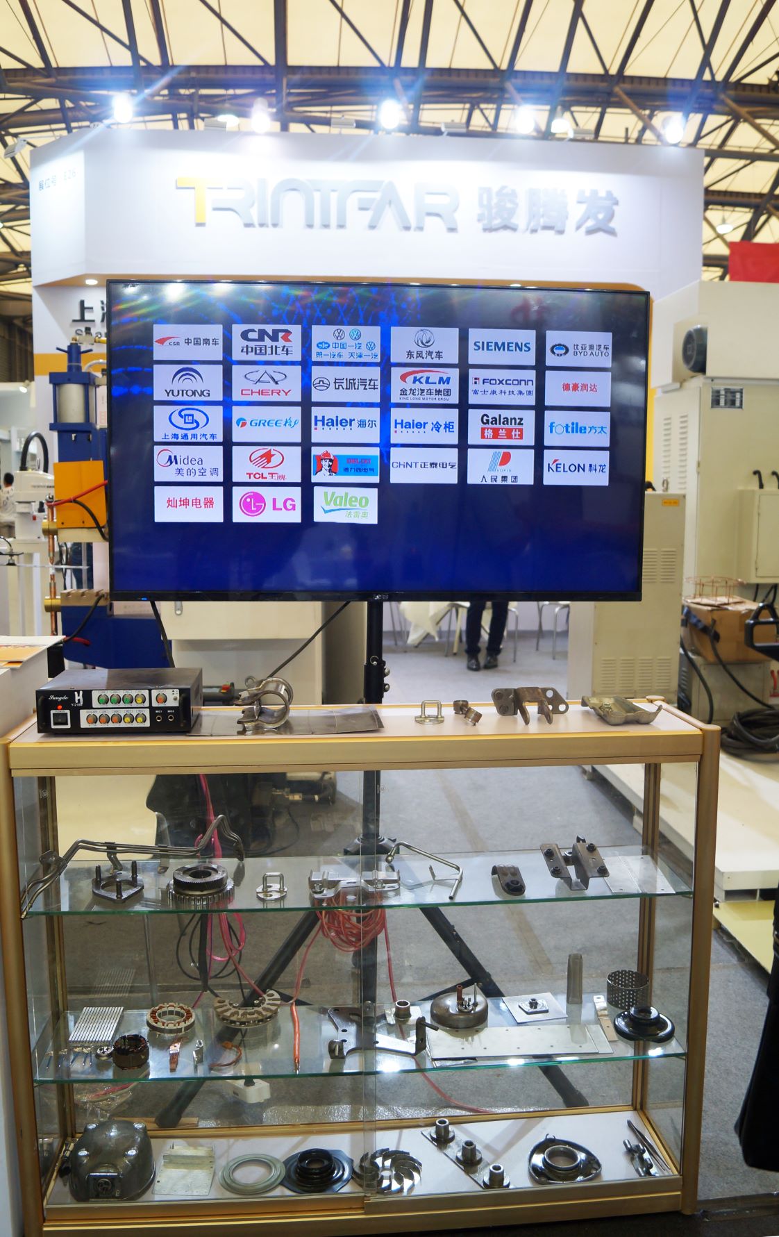 Pipe Tank Shelves Automatic Laser Welding Robot Arm 6 Axis Robotic Welding Machine