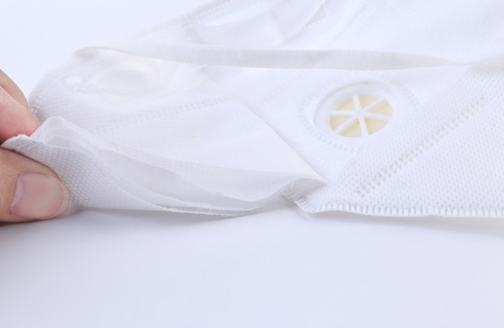 5 Ply Disposable Valved Dust Mask , Lightweight Size Foldable N95 Mask