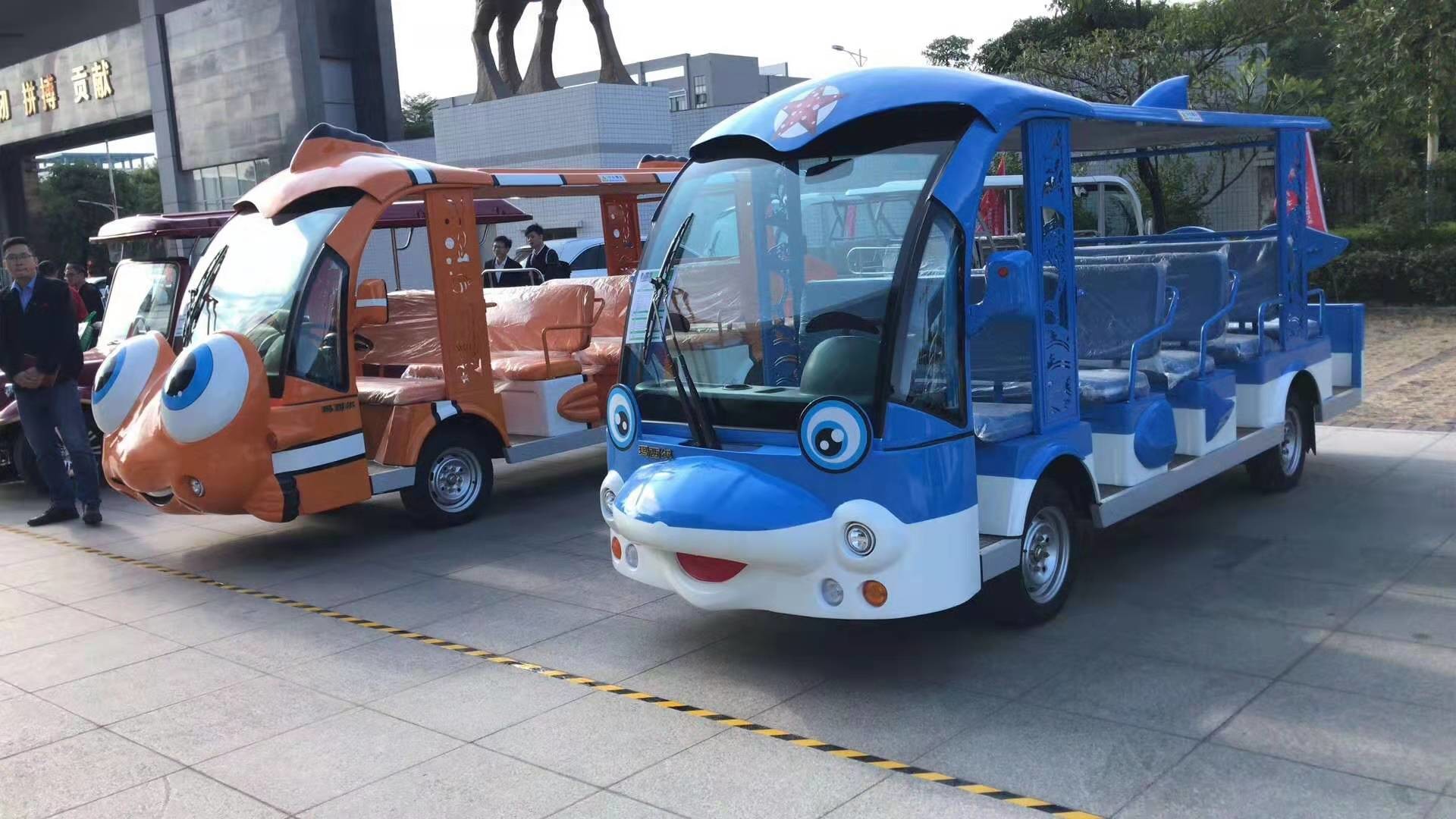 Thomas Train Head Cartoon Electric Sightseeing Car Size 5430*1600*2050mm 14 seats