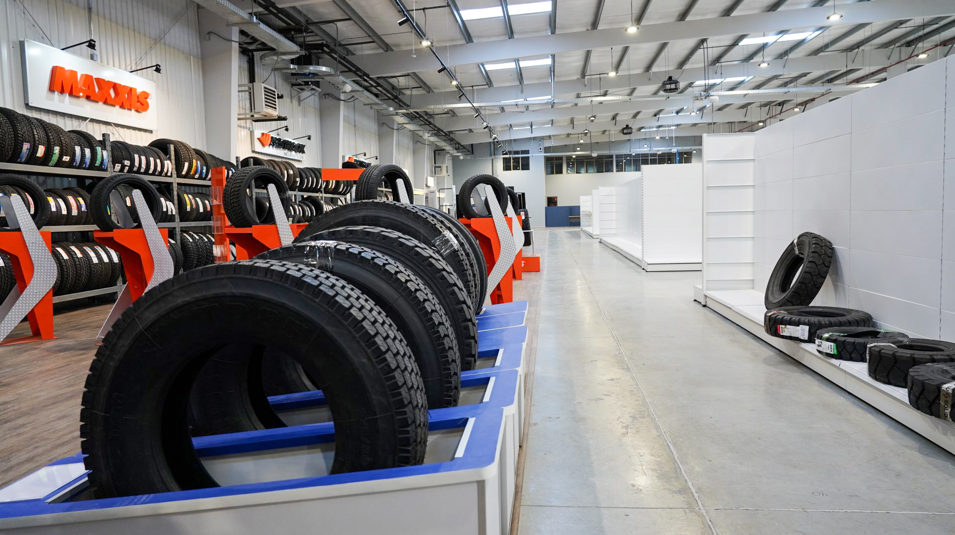Heavy Duty Prefabricated Industrial Steel Warehouse Building Workshops Q235/Q235B/Q355/Q355B
