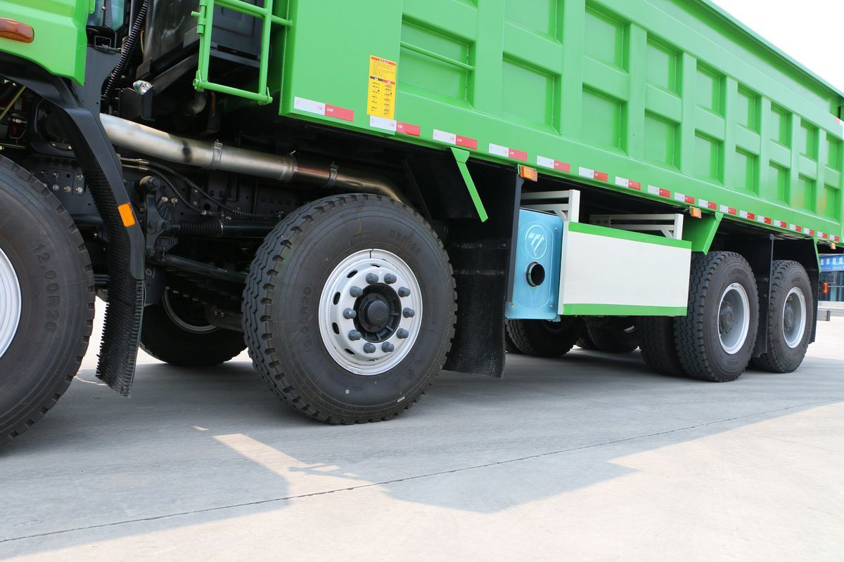 Auman New ETX Dump Truck 400HP 8X4 7.4m 31t Rear Flip U-Shaped Grid Cargo Box Rear Flip EURO 5