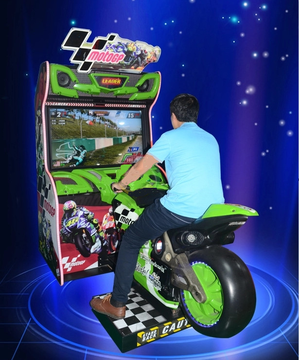 Indoor Sports Moto Gp Racing Game Simulation Arcade Machine / Car Racing Simulator