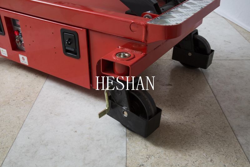 4.8M Small Portable Hydraulic Lift Table Industrial Electric Mobile 1170*600mm